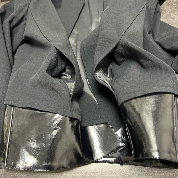 Helmut Lang Black Angora Blend Faux Patent Leather Trim Luxury Blazer 8 - Picture 10 of 15